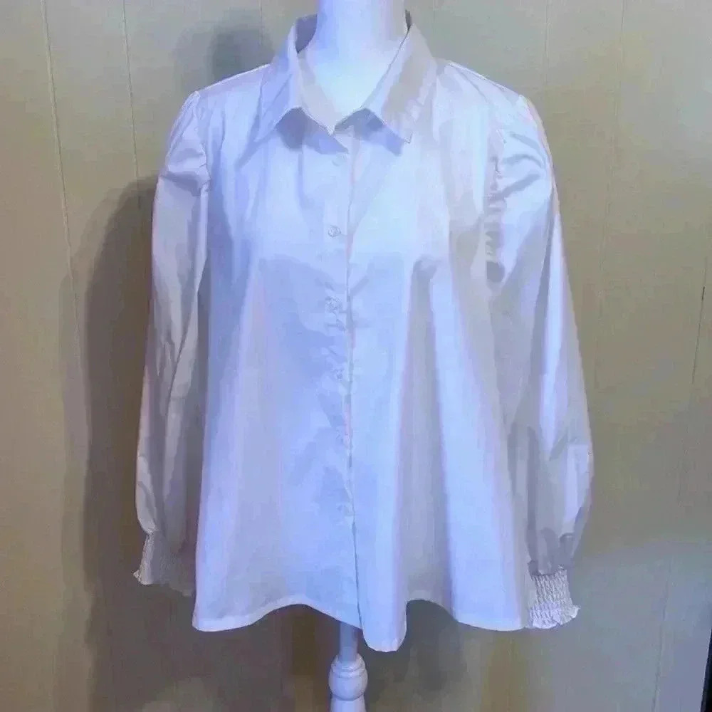 A Love Story White Puff Sleeve Button Front Top Blouse in Size Large.